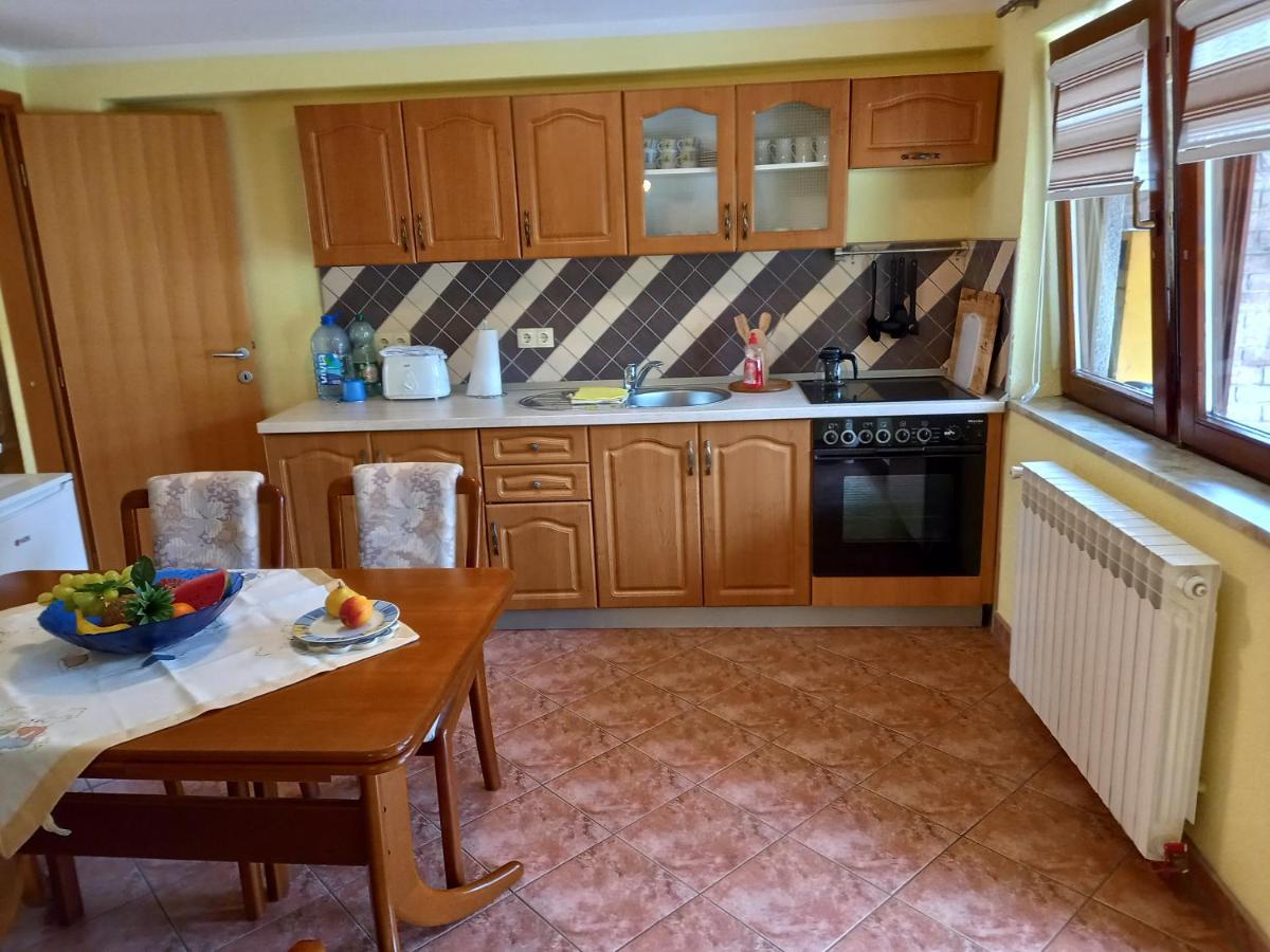Apartman Sadija SJJ Buitenkant foto